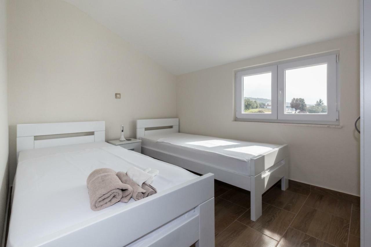 Memories Apartments スヴェティ・ペタル エクステリア 写真