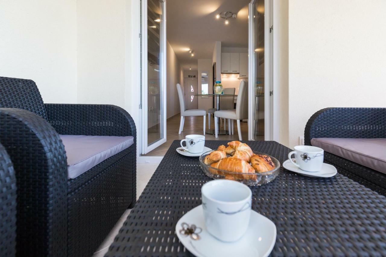 Memories Apartments スヴェティ・ペタル エクステリア 写真
