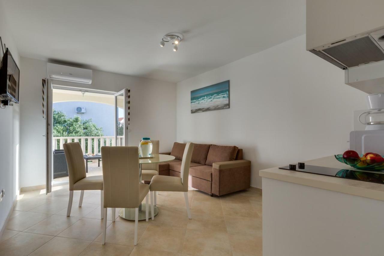 Memories Apartments スヴェティ・ペタル エクステリア 写真